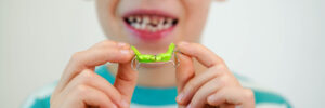 Riverside, CA, dentist offers orthodontic treatments